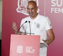 Rubiales, a las campeonas: "La RFEF siempre creyó en vosotras"