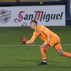 El Villarreal debe despejar el enigma de la portería