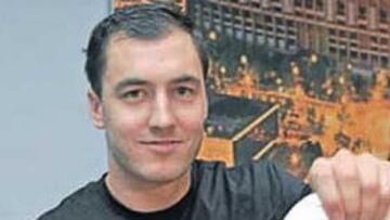 <b>EN EL BERNABÉU. </b>Milic cerró ayer su incorporación al Real Madrid.