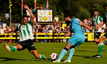 Oficial: Villalibre será el delantero del Racing