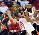 Harden puede con la explosión de Giannis Antetokounmpo