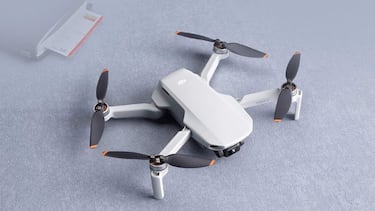 Ultraligero y plegable: este es el dron DJI Mini 2 con cámara 4K que arrasa en Amazon