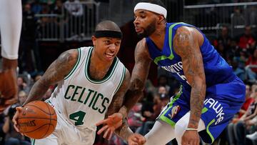 ATLANTA, GA - JANUARY 13: Isaiah Thomas #4 of the Boston Celtics drives against Malcolm Delaney #5 of the Atlanta Hawks at Philips Arena on January 13, 2017 in Atlanta, Georgia. NOTE TO USER User expressly acknowledges and agrees that, by downloading and or using this photograph, user is consenting to the terms and conditions of the Getty Images License Agreement. Kevin C. Cox/Getty Images/AFP
== FOR NEWSPAPERS, INTERNET, TELCOS & TELEVISION USE ONLY ==