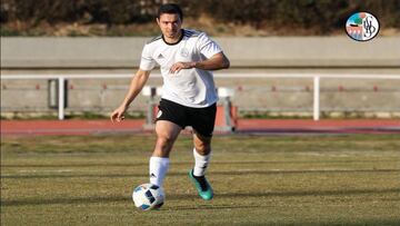 El canterano de Chivas tendrá una nueva oportunidad en el fútbol y probará suerte en el balompie español.