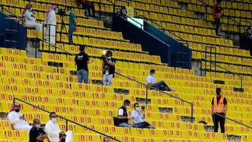 Soccer Football - World Cup Qualifiers Asia - Round 2 - Group D - Saudi Arabia v Palestine - King Saud University Stadium, Riyadh, Saudi Arabia - March 30, 2021  Fans inside the stadium before the match REUTERS/Ahmed Yosri