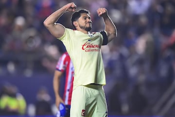 Henry Martin celebrate this goal 0-1 of America during the game Atletico San Luis vs America, corresponding to Round 15 of the Torneo Apertura 2023 of the Liga BBVA MX, at Alfonso Lastras Stadium, on November 01, 2023. 

<br><br>

Henry Martin celebra su gol 0-1 de America durante el partido Atletico San Luis vs America, correspondiente a la Jornada 15 del Torneo Apertura 2023 de la Liga BBVA MX, en el Estadio Alfonso Lastras, el 01 de Noviembre de 2023.