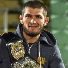 Khabib y su respuesta machista: "Las mujeres tienen que pelear en la habitación"