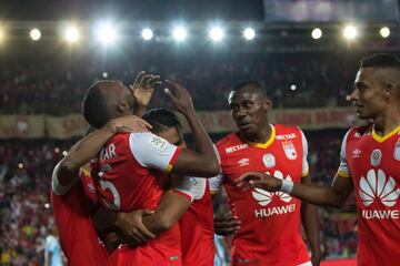 Buen partido del rojo que goleó 4-1 en Bogotá.