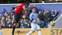 Manchester United liquidó
al Queen's de Isla y Vargas