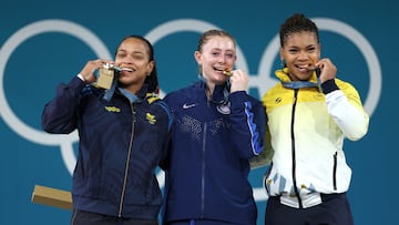 Mari Leivis Sánchez se cuelga la medalla de plata