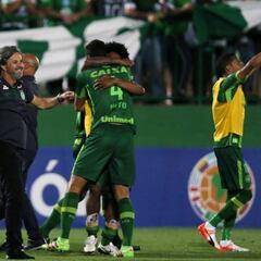 Se accidenta avión que llevaba a Chapecoense rumbo a Medellín