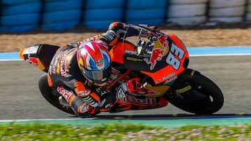 Álvaro Carpe, con la KTM en el test de Jerez de Moto3.