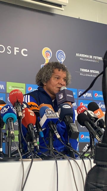 Alberto Gamero se presentó con la plantilla, dirigió su primer entrenamiento y habló en rueda de prensa del proyecto que comenzará en 2020 en Millonarios. 