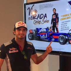 Sainz presentó su grada para fans en el GP de España 2017