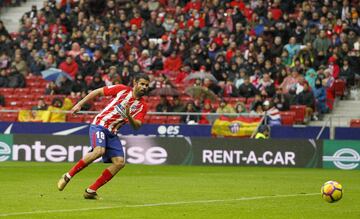 Diego Costa marca el 2-0.