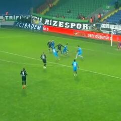 El pase de Junior Fernandes que sorprendió a todos en Turquía