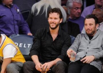 Ryan Kwanten durante el partido que enfrentó a Los Angeles Lakers contra los San Antonio Spurs.
