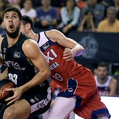 Dos prórrogas y un Ferrari estelar doblegan al Bilbao