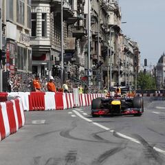 Verstappen hace terapia ante 200.000 personas en Budapest