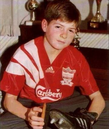 10 fotos inéditas de Steven Gerrard, leyenda del Liverpool