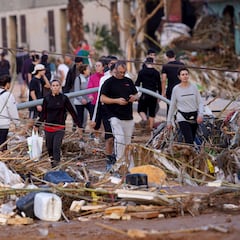 Éxodo hacia Valencia en busca de agua y comida