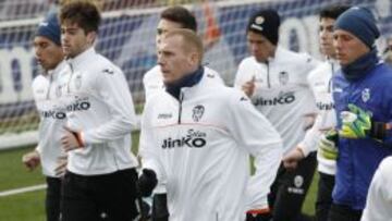 Pizzi deja fuera a Mathieu por problemas en el tobillo