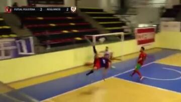 He who dares, wins! Gerbasi scores Futsal's goal of the year