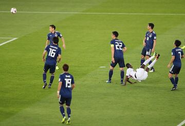 Alegría de Ali Almoez tras su gol de chilena.