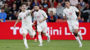 El jugador espa&ntilde;ol Gavi celebra su gol contra Rep&uacute;blica Checa en la Liga de las Naciones.