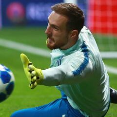 Oblak defiende su Zamora tras la charla de futuro con el Cholo