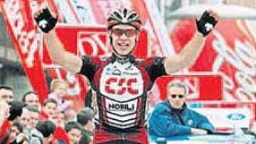 <b>IMPARABLE. </b>Voigt se metió en una escapada y a falta de 50 km dejó a sus compañeros de fuga.