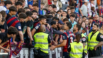 26/05/24 PARTIDO SEGUNDA DIVISION
LEVANTE UD - AD ALCORCON
ALEX MU?OZ SEGUIDORES