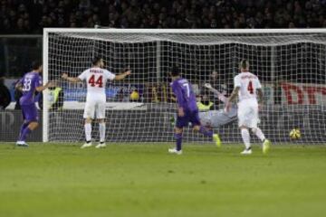 David Pizarro fue protagonista de la jugada que terminó con el gol de Mario Gómez