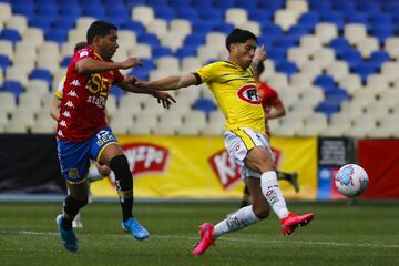 El lateral formado en Huachipato partió al Benfica de Portugal, pero solo pudo jugar en la filial del club portugués. Hoy se encuentra de regreso en Chile, vistiendo la camiseta de Universidad de Concepción.