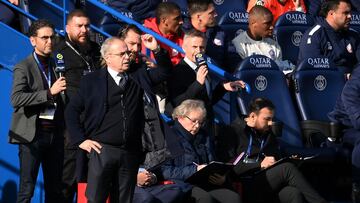 Paris Saint Germain's Portuguese Football Advisor Luis Campos (2ndL) gestures on the sidelines during the French L1 football match between Paris Saint-Germain (PSG) and Lille LOSC at The Parc des Princes Stadium in Paris on February 19, 2023. (Photo by FRANCK FIFE / AFP)