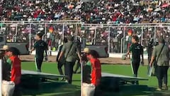 Entre gritos e insultos Rafa Márquez sale expulsado del terreno de juego