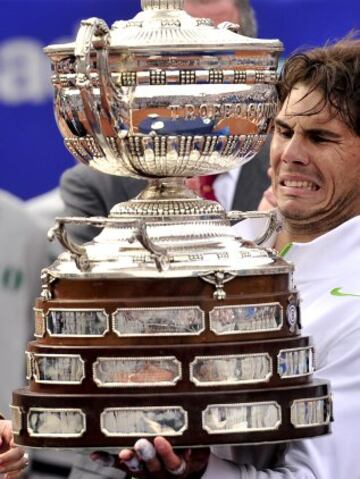 Ganó a David Ferrer por 6-2 y 6-4.