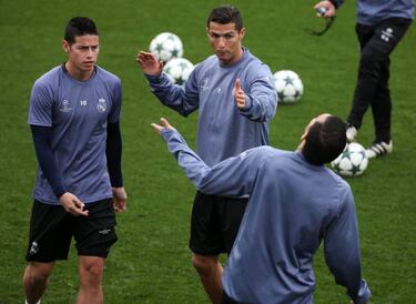 Exodus leaves Real Madrid with just 8 first team players on duty