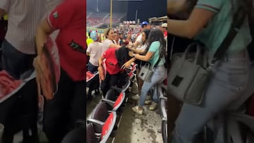 Vídeo: Pelea entre mujeres se hace viral en el Alfredo Harp Helú