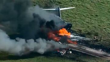 No lo podrás creer: avión se estrella con 21 personas a bordo y todas sobreviven