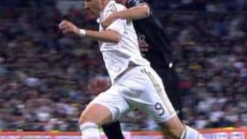 <b>72'. </b>Roja a Víctor Ruiz.