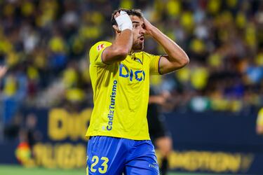 El Cádiz tiene la pólvora mojada