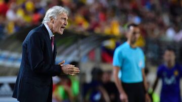 Pékerman: "Me alegro por Mina, sus goles y sus ganas de crecer"
