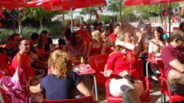 Pub Kuo: Sede de la afición Roja