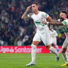 Pol Lirola se suma al grupo y Álex Collado no se entrena en el Díez Iborra