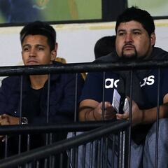 Alexis Sánchez fue a ver a la U en su amistoso ante San Luis