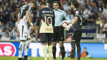 Luego de que el Rayados-América se definiera desde los once pasos en la semifinal de la Copa MX, los expertos analizaron el mal estado del manchón penal.