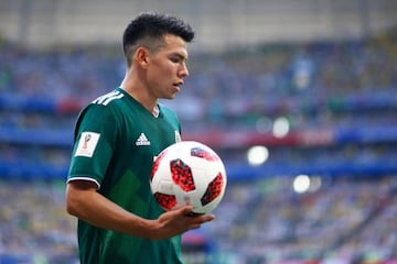 Lozano no pudo hacer la diferencia ante la Brasil de Tité.