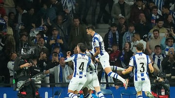 Sheraldo Becker centre-forward of Real Sociedad and Netherlands celebrates after scoring his sides first goal during the LaLiga match between Real Sociedad and FC Barcelona at Reale Arena on November 10, 2024 in San Sebastian, Spain. (Photo by Jose Breton/Pics Action/NurPhoto via Getty Images)