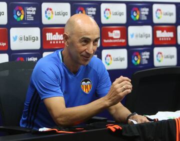 Valencia are counting on Pako Ayestarán to banish the memories of last season's disastrous campaign.